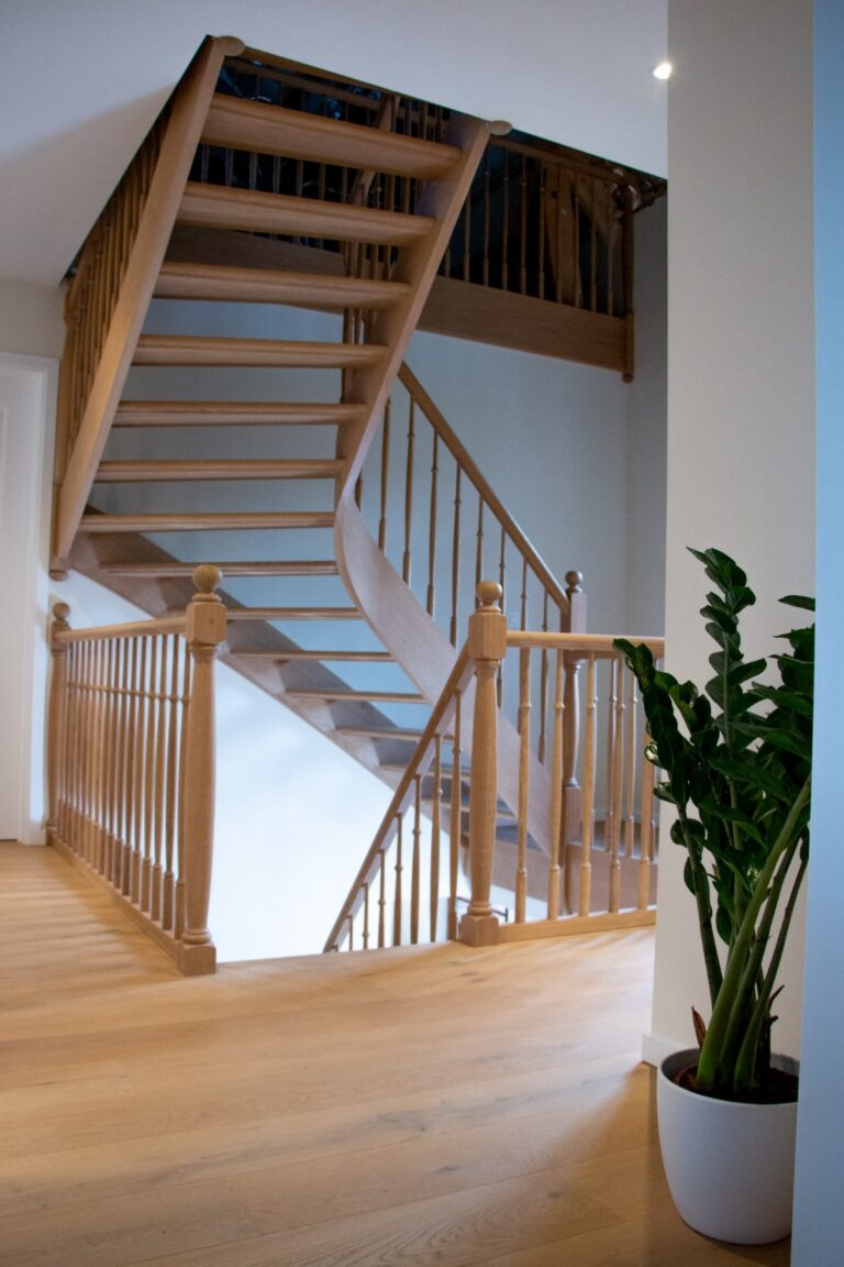 houten trap,landelijke trap,tijdloos,tijdloze trap,landelijk interieur