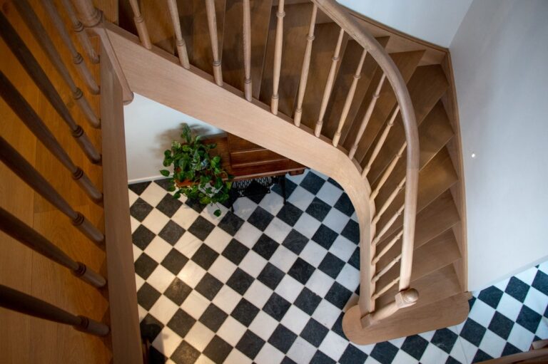 houten trap,landelijke trap,tijdloos,tijdloze trap,landelijk interieur