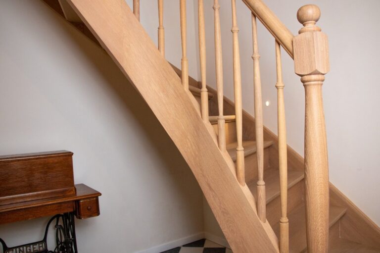 houten trap,landelijke trap,tijdloos,tijdloze trap,landelijk interieur