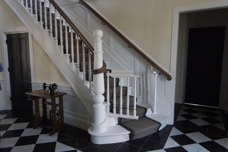klassieke trap,houten trap,traploper,two-tone,royaal,majestueus,luxe,Goes, Nederland